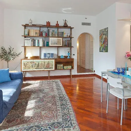 Pateras Flower-rental In アパート *